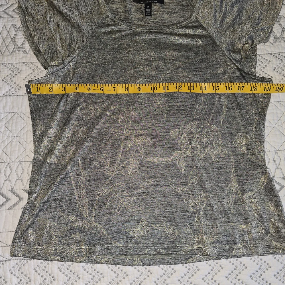 White House Black MarketElegant Gray/Gold Floral Women's Top Sz M - Picture 2 of 3